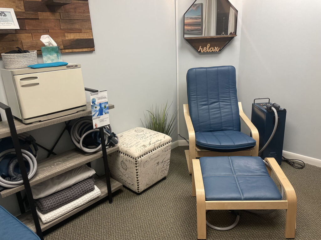 PEMF therapy room at Ideal Wellness in Juno Beach featuring medical-grade pulsed electromagnetic field equipment in a calm clinical setting